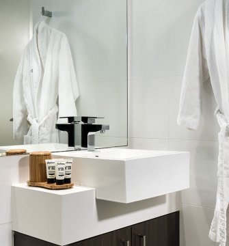 King Suite Image