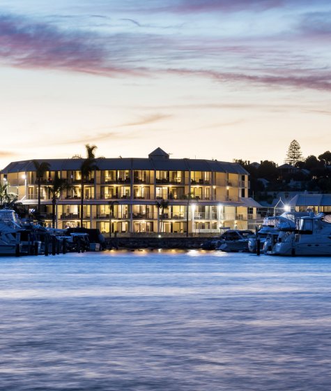 View of the Pier 21 hotel in Fremantle at night Image