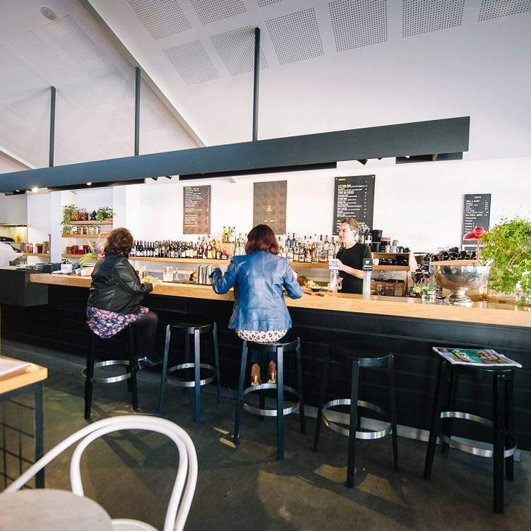 7 MustVisit Bars In Fremantle Pier 21 Apartment Hotel Freo Hotel