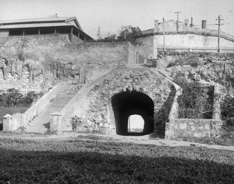 fremantle whalers tunnels Image